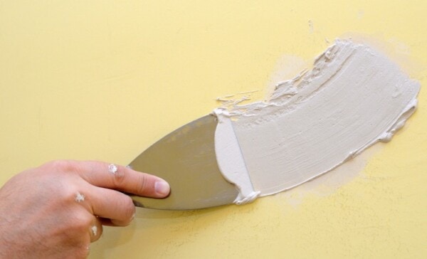 Reparando con enduído plástico