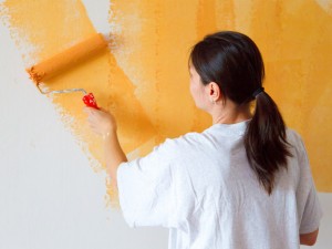 Cómo pintar las paredes interiores