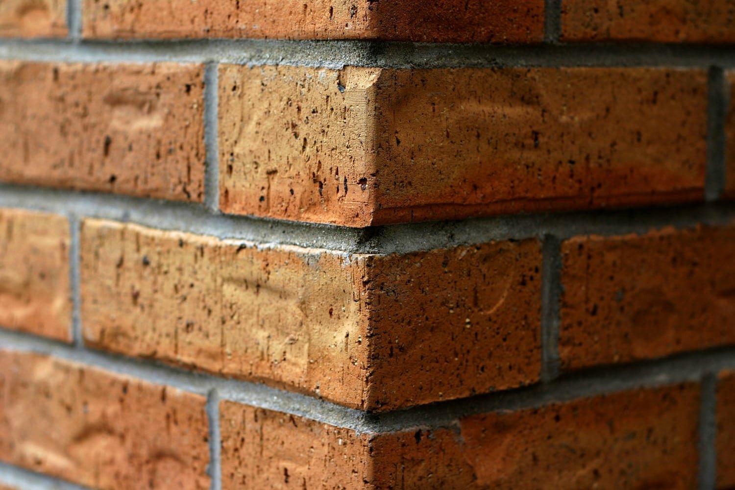 Pared impermeabilizada con barniz para ladrillo a la vista