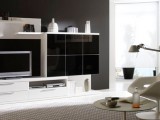 Interiores en combinación de blanco y negro