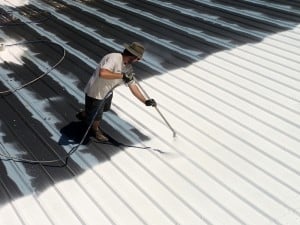 Tipos de pinturas y recubrimientos para techos