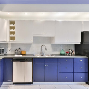 Decorar y pintar con color índigo o añil