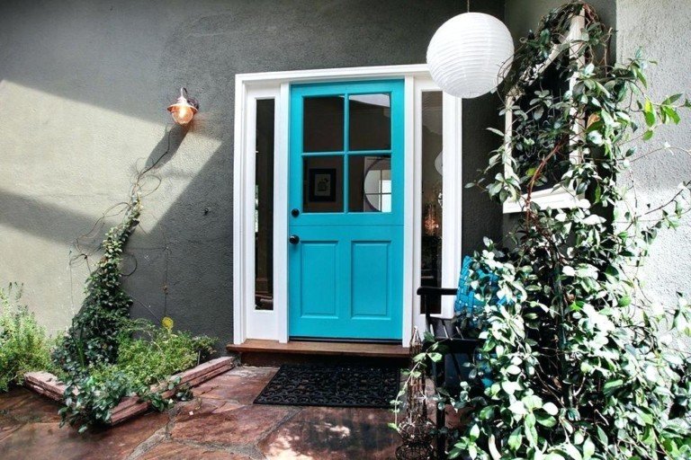 Puerta color turquesa