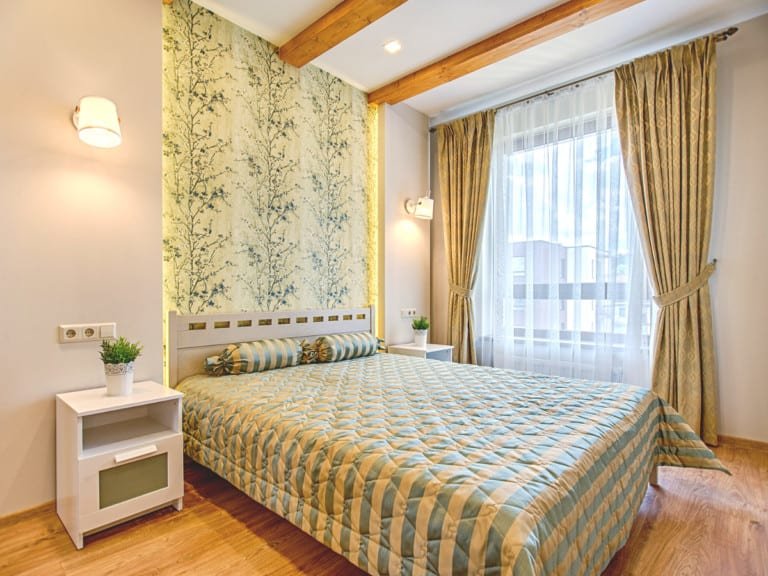 Dormitorio sencillo y elegante