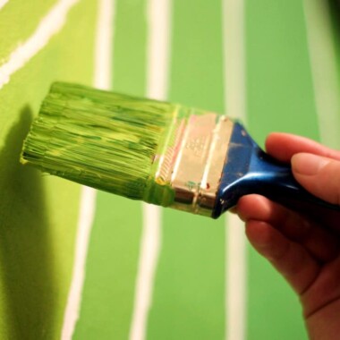 El resultado de mezclar pintura verde con otros colores