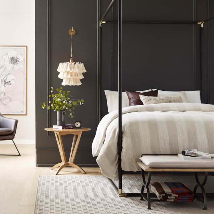 Urban bronze de Sherwin
