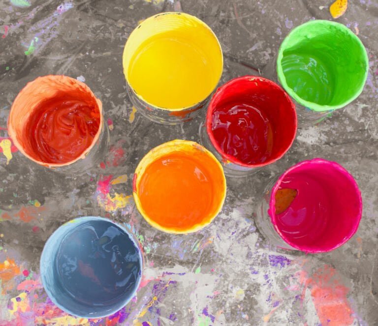 Qué se forma al mezclar Naranja con otros colores de pintura